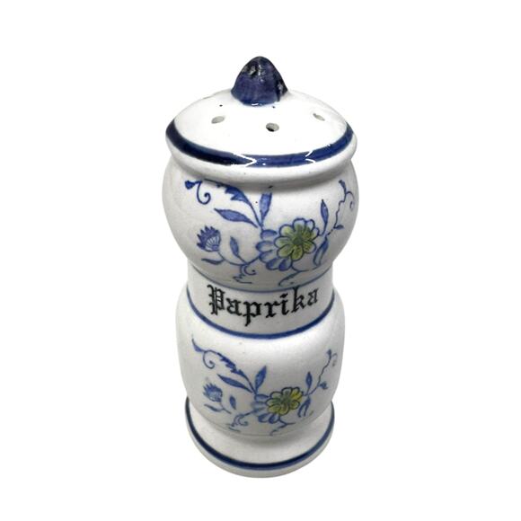 Vintage Blue Onion Spice Shaker for Paprika 4” - Picture 2 of 7